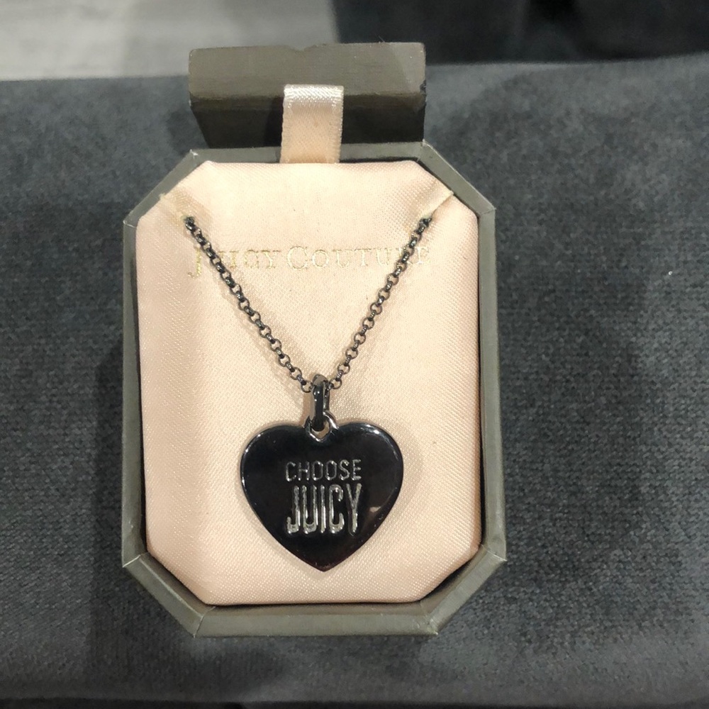 Juicy couture necklace